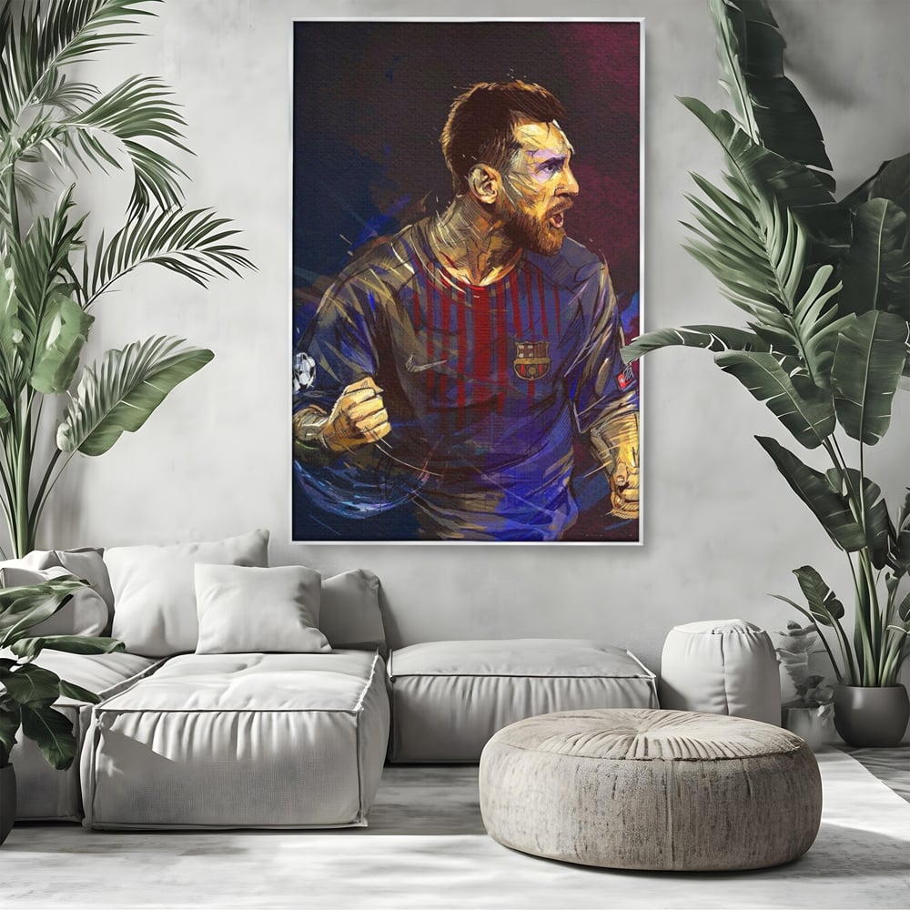 Tablou canvas cu portret ilustrat in culori vibrante cu lionel messi, in rama de aluminiu argintiu, pe perete intr-un living
